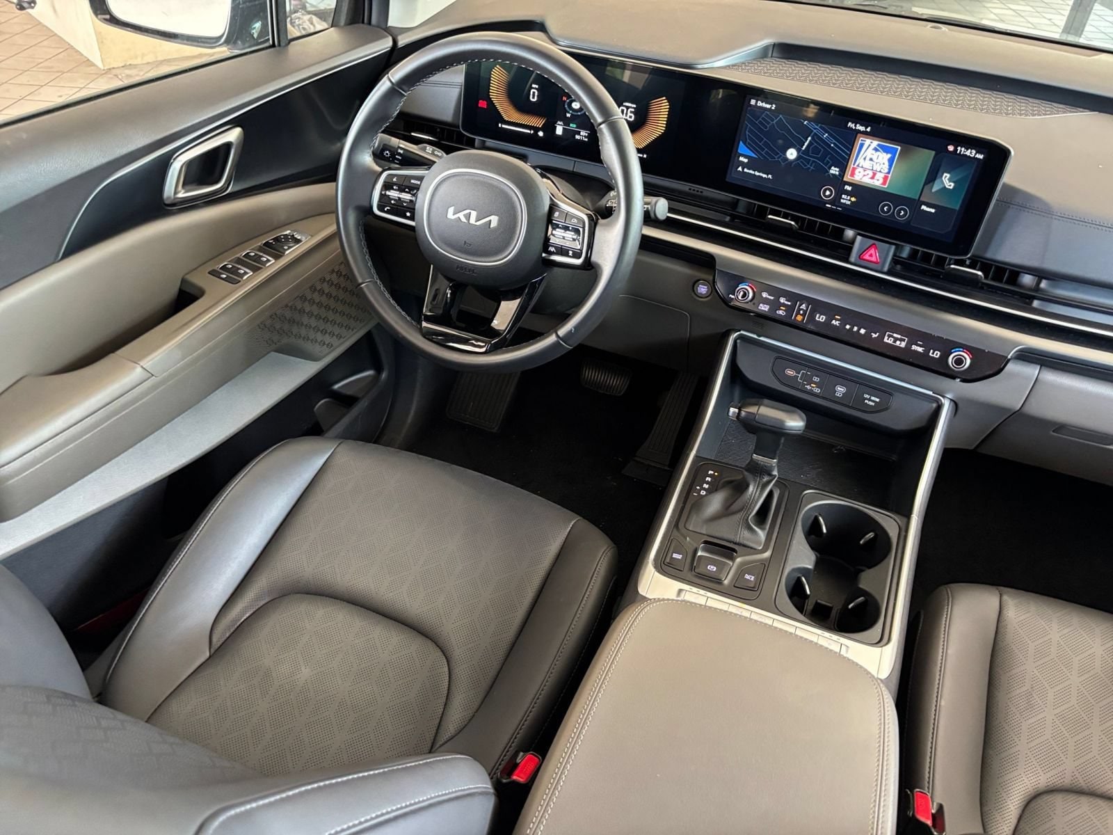 Thumbnail: 2026 Kia Carnival - 35