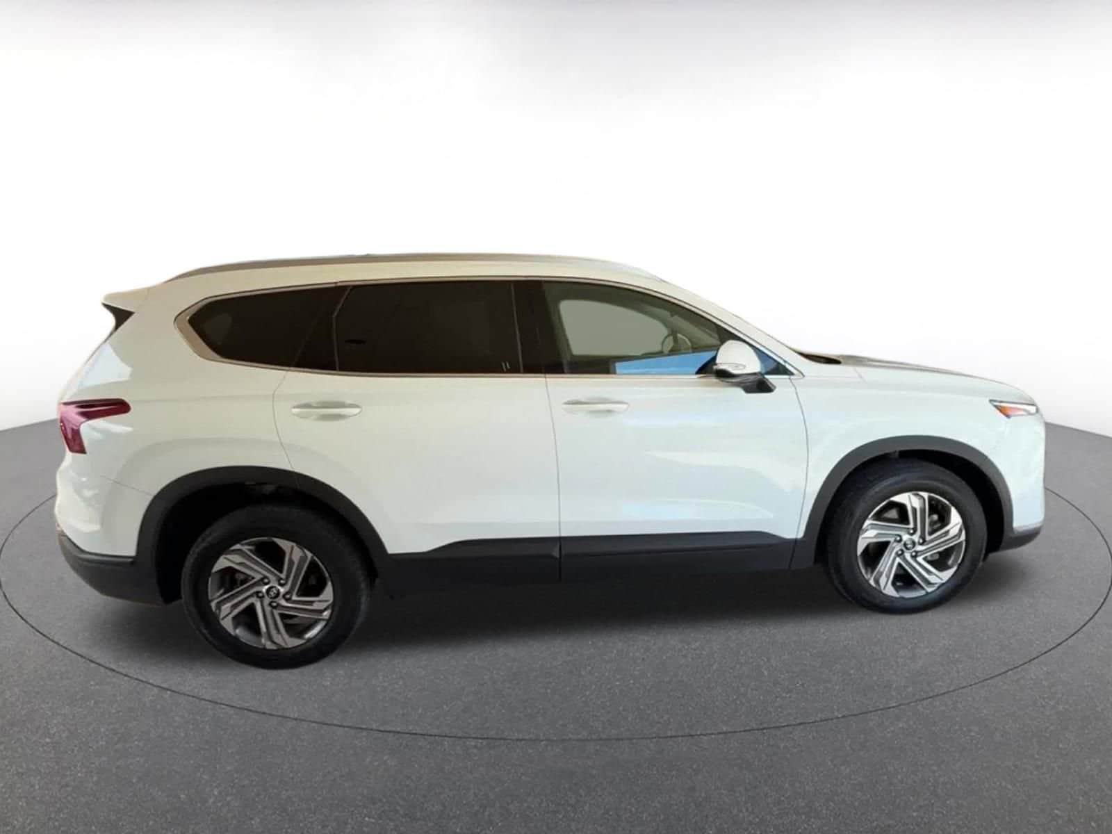 Thumbnail: 2023 Hyundai Santa Fe - 16