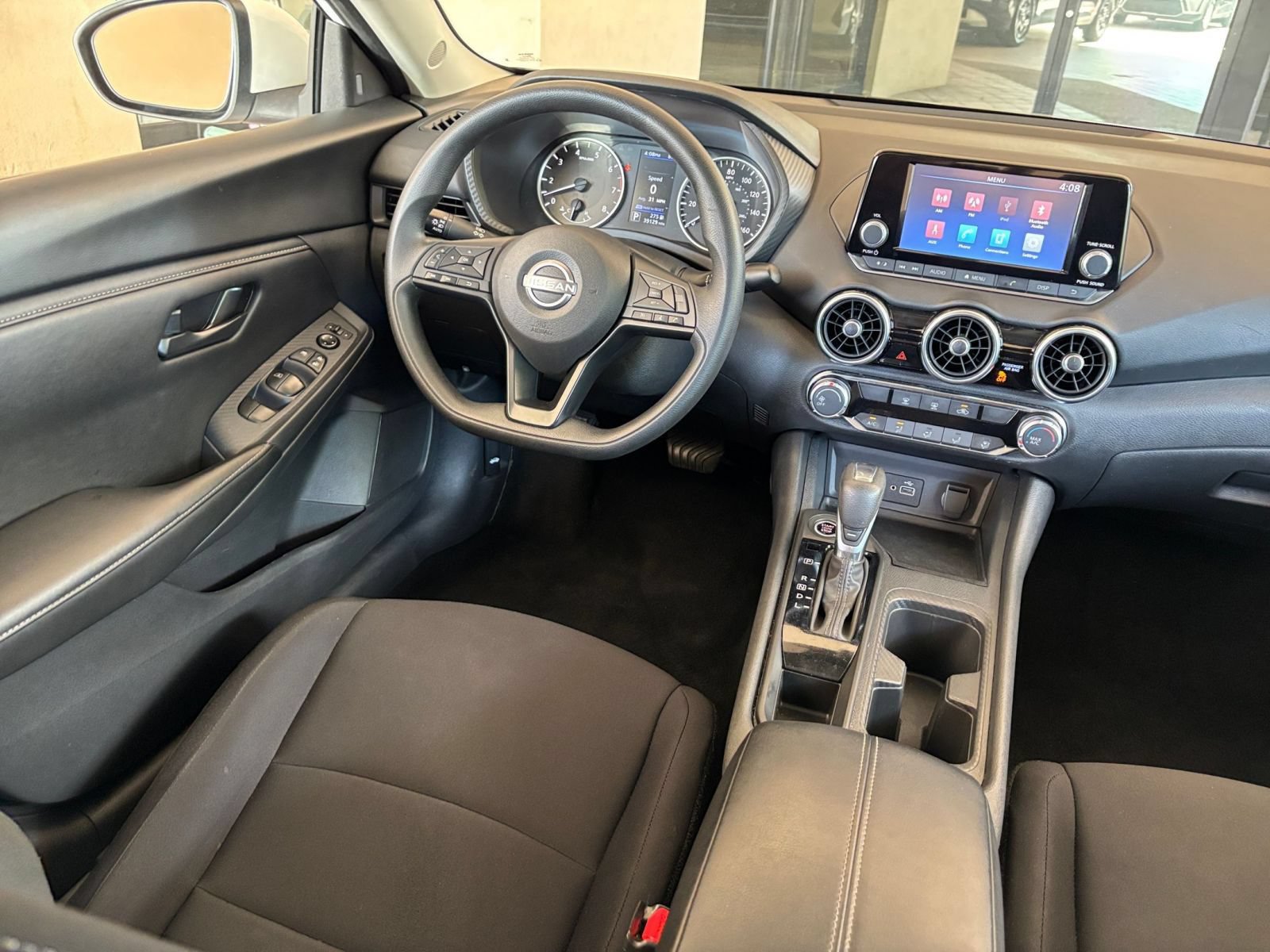 Thumbnail: 2025 Nissan Sentra - 31