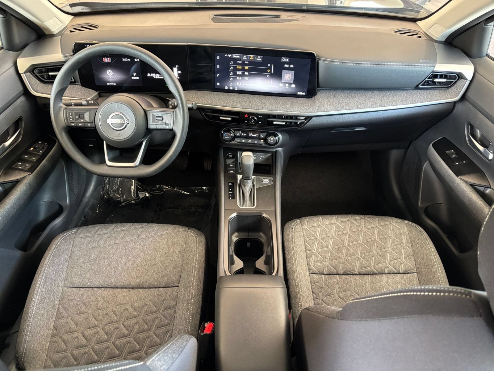 Thumbnail: 2026 Nissan Kicks - 32