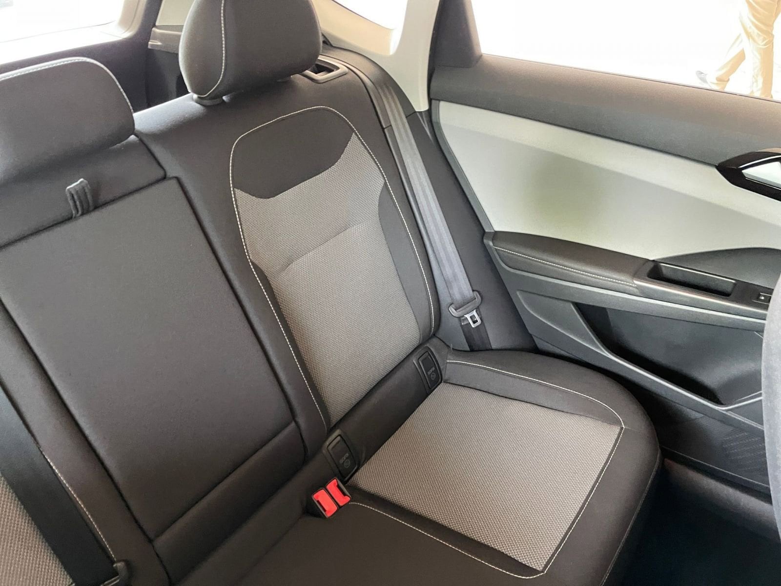 2024 Volkswagen Taos S 26