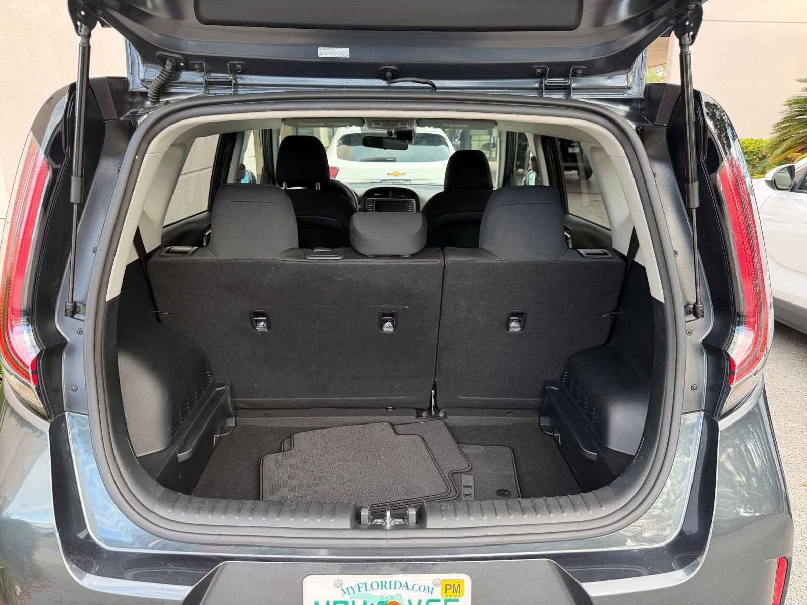 Thumbnail: 2025 Kia Soul - 24