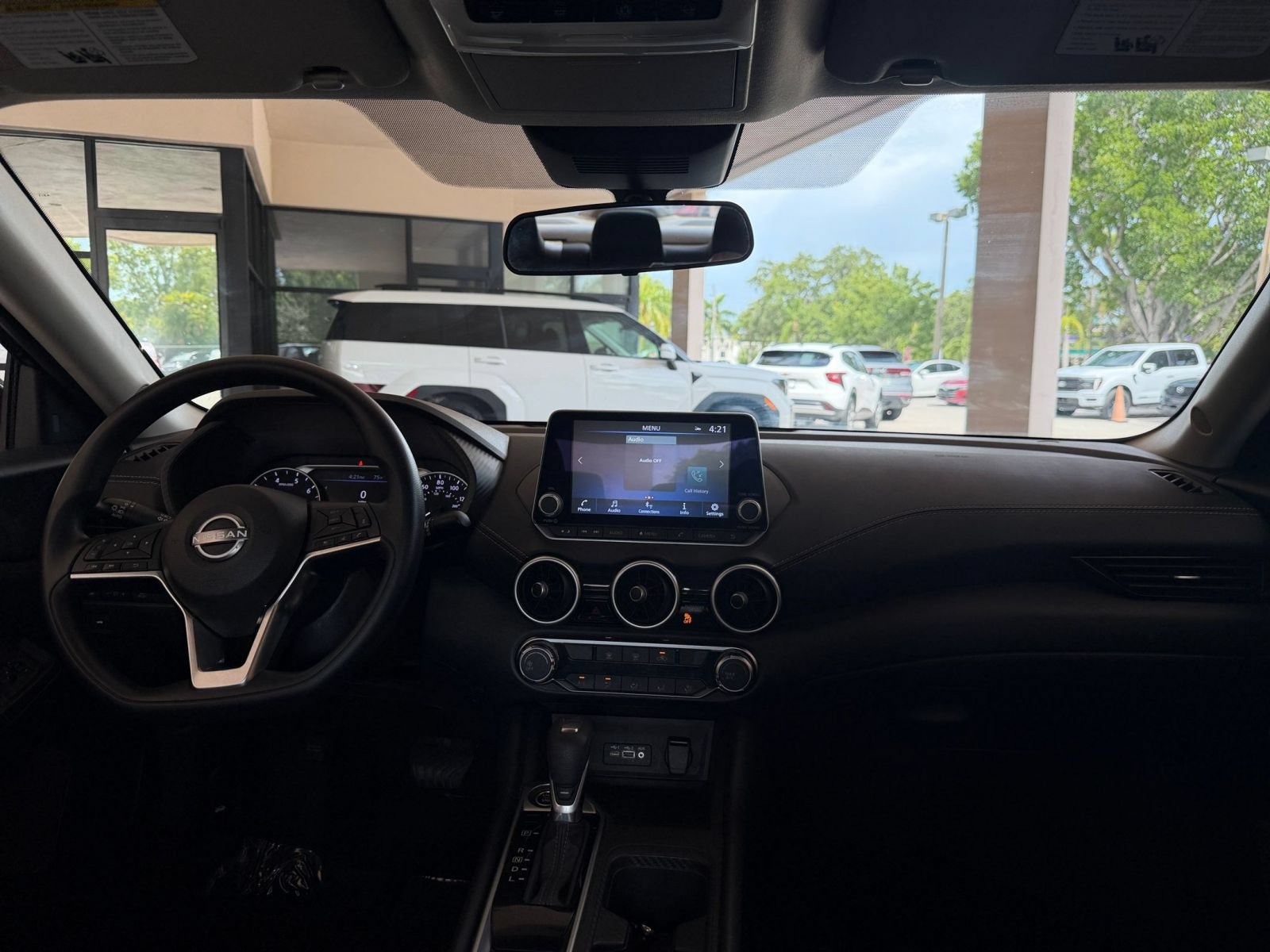 2025 Nissan Sentra SV - Photo 27