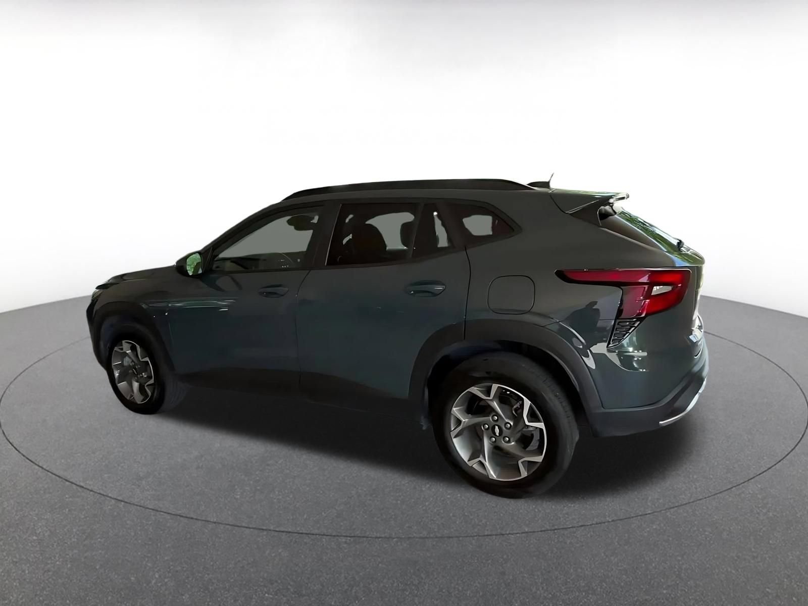 Thumbnail: 2025 Chevrolet Trax - 10
