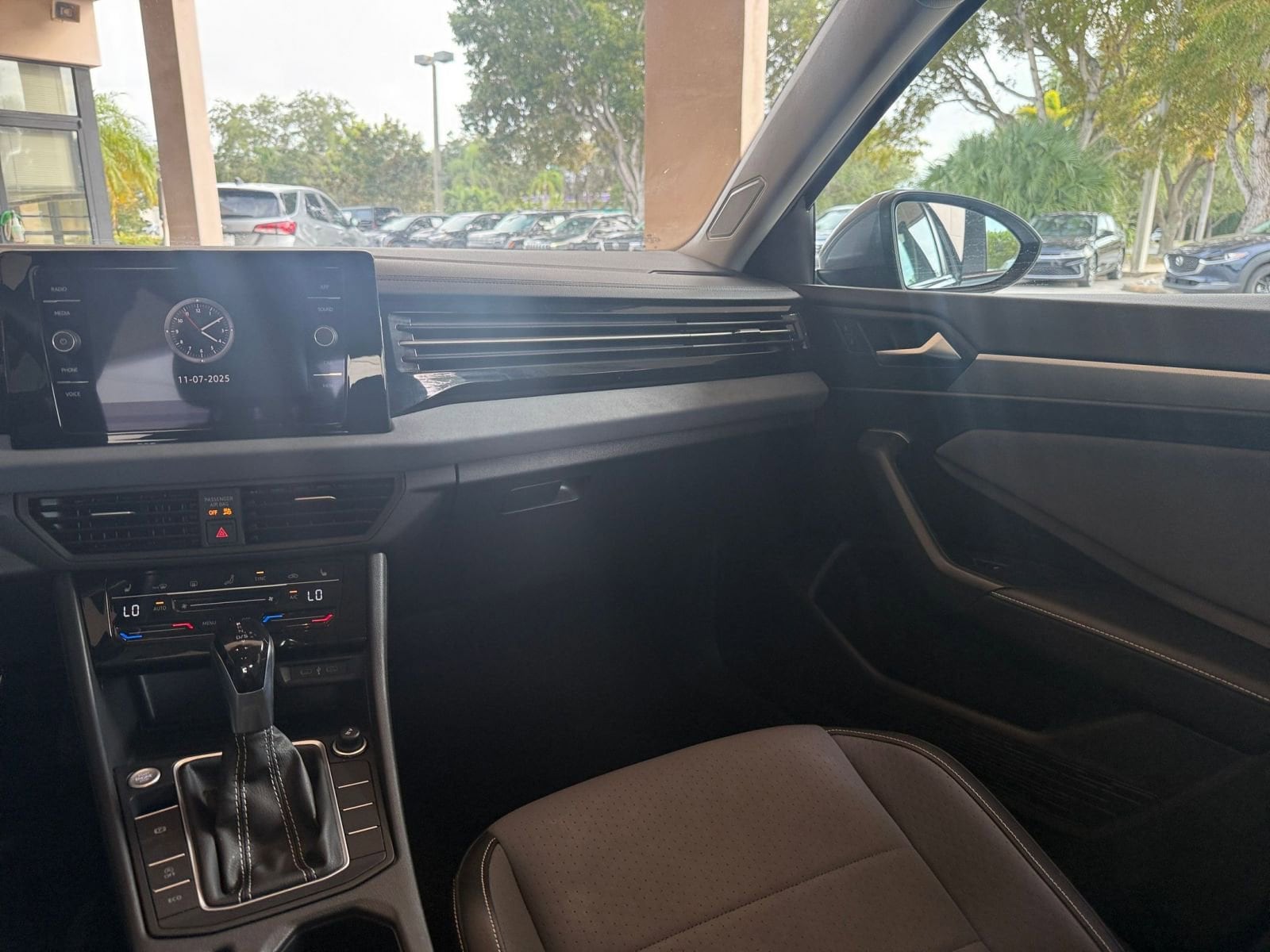 Thumbnail: 2025 Volkswagen Jetta - 29