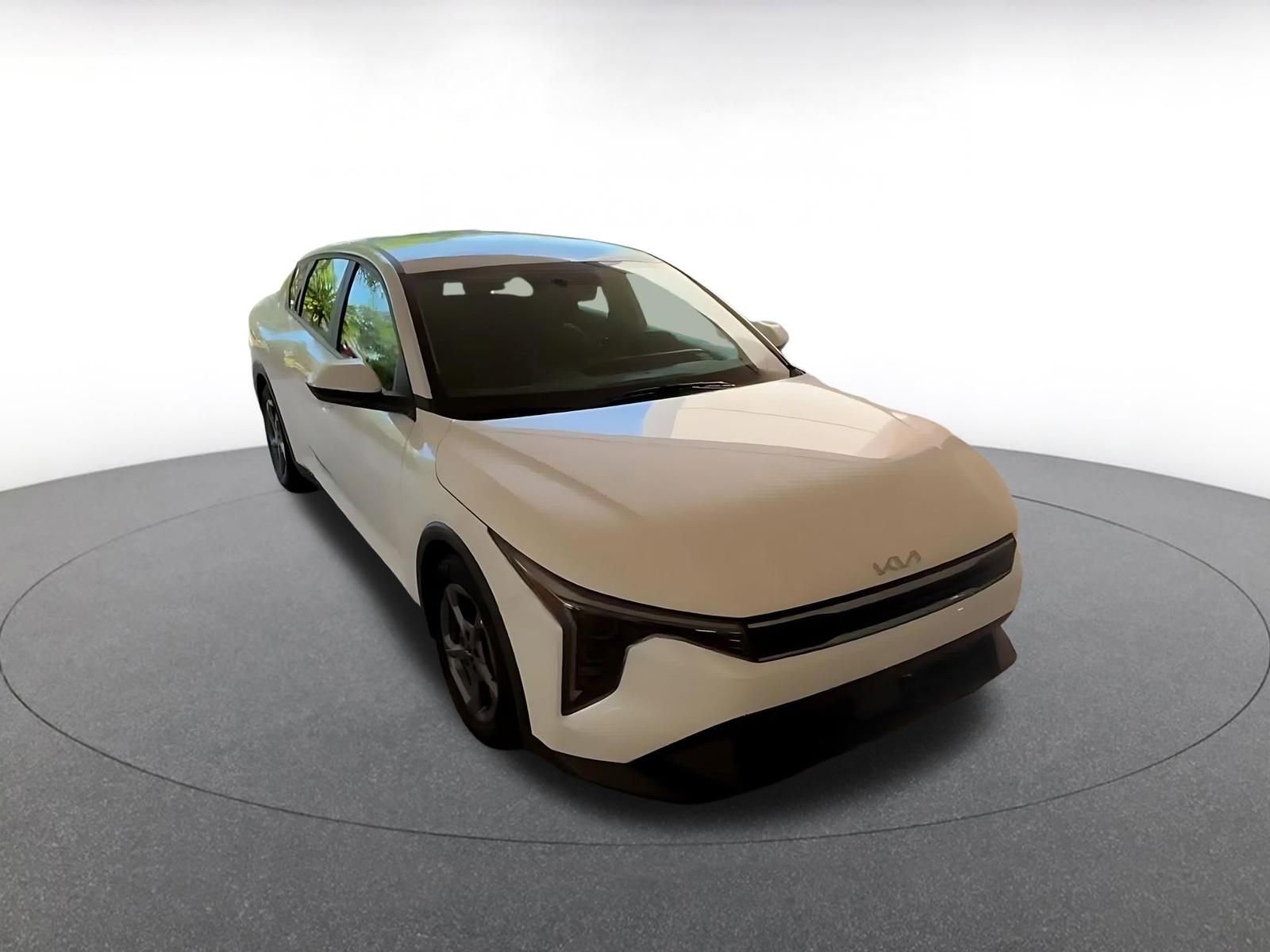 Thumbnail: 2025 Kia K4 - 3