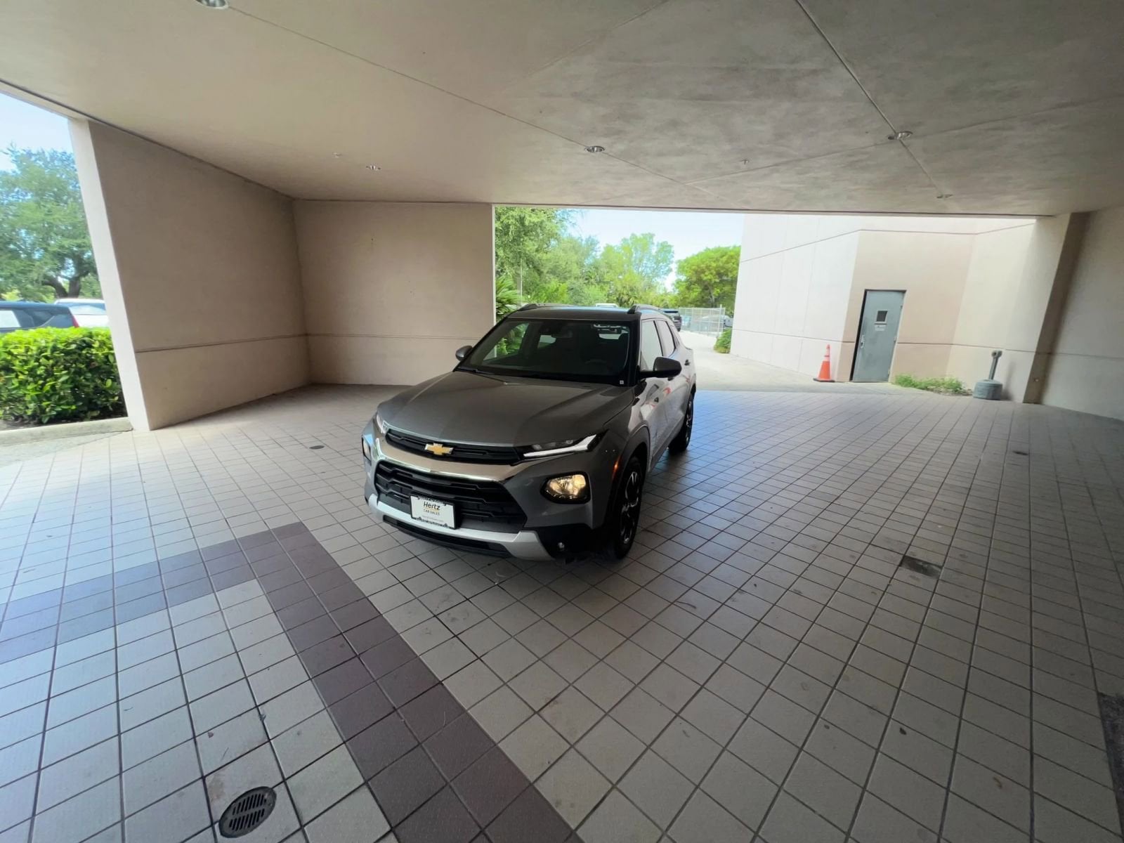 Thumbnail: 2023 Chevrolet TrailBlazer - 16