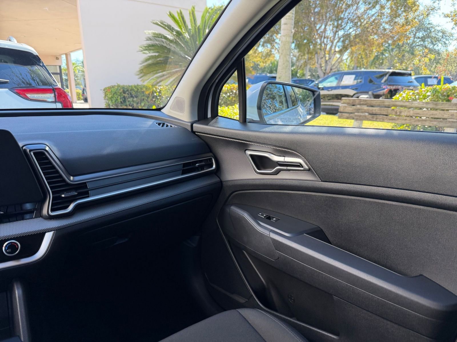 Thumbnail: 2025 Kia Sportage - 29