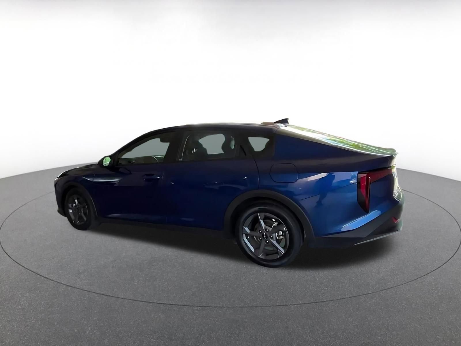 Thumbnail: 2025 Kia K4 - 9