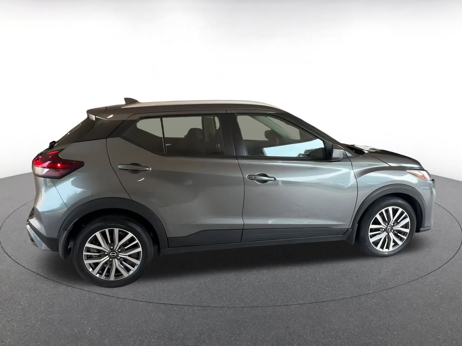 Thumbnail: 2024 Nissan Kicks - 16