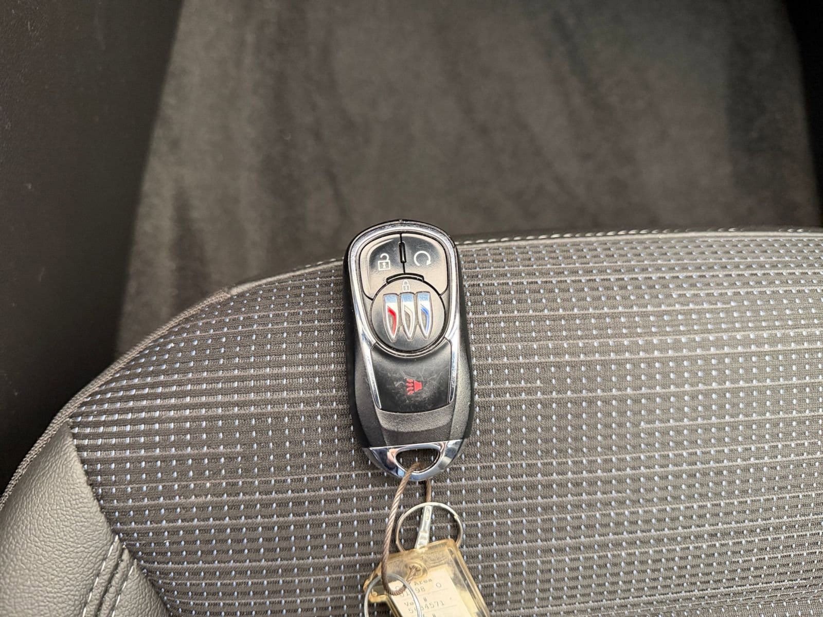 Thumbnail: 2025 Buick Envista - 18