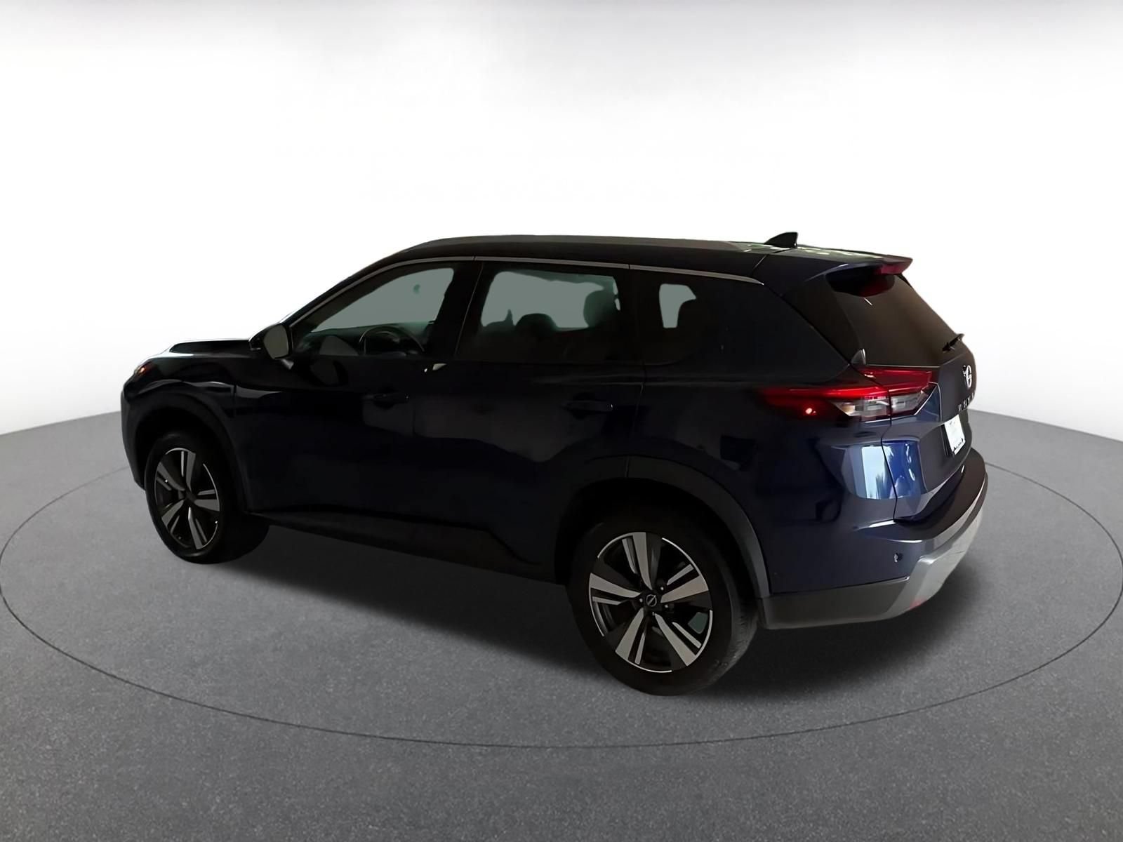 Thumbnail: 2026 Nissan Rogue - 12