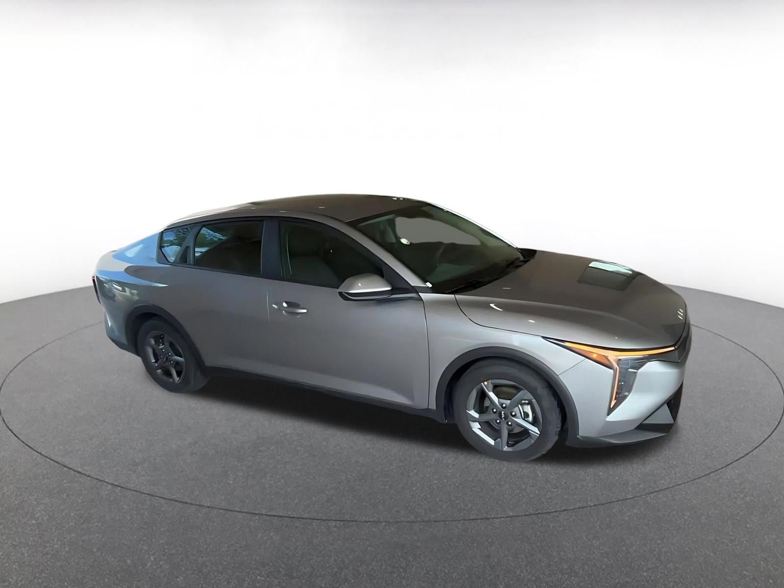 Thumbnail: 2025 Kia K4 - 2