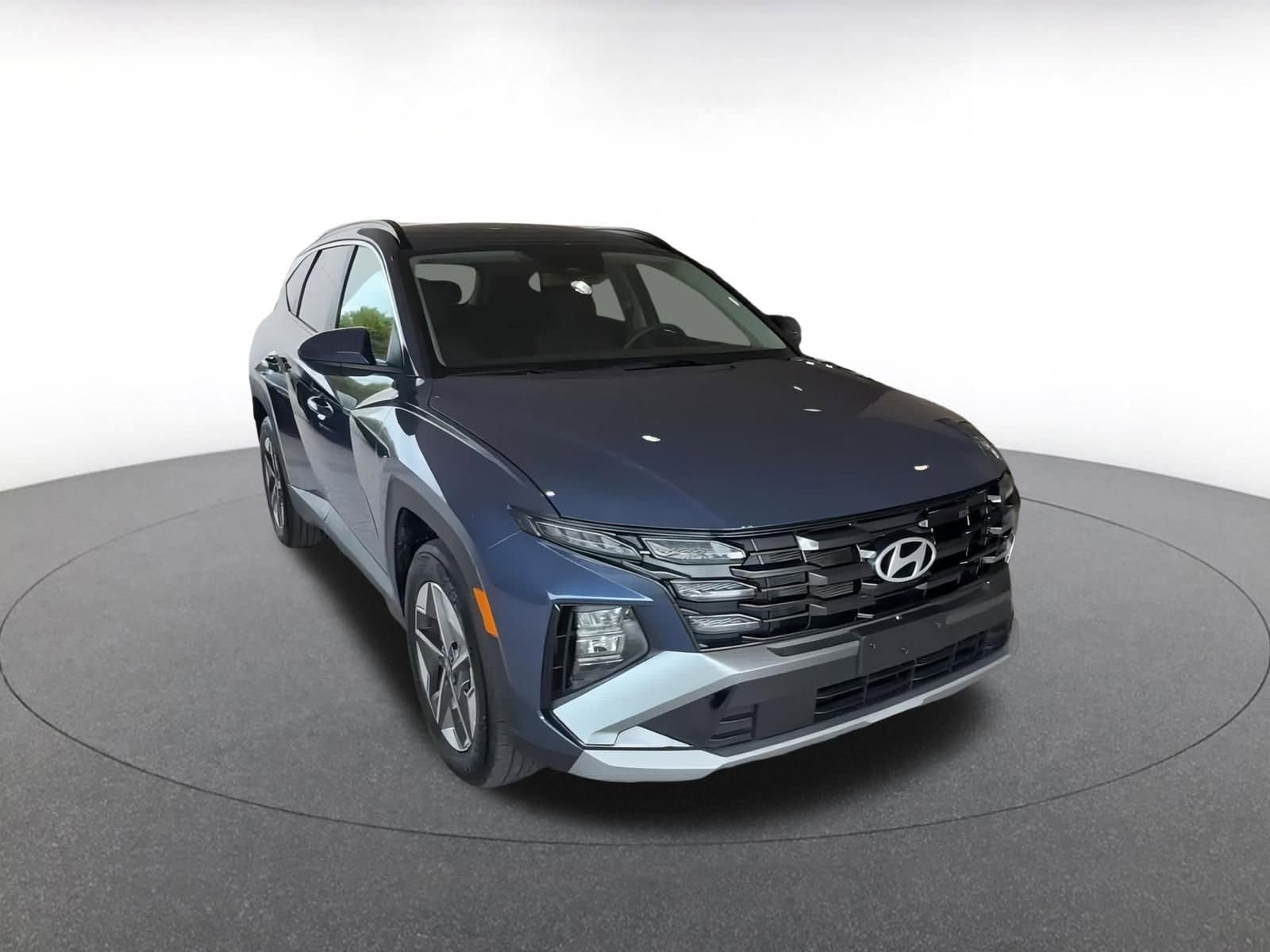 Thumbnail: 2025 Hyundai Tucson - 3