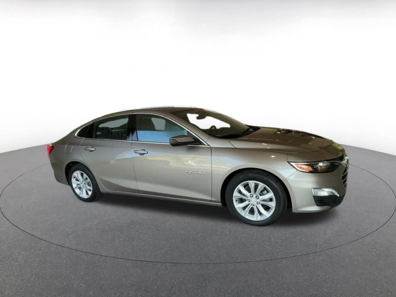 2023 Chevrolet Malibu LT 2