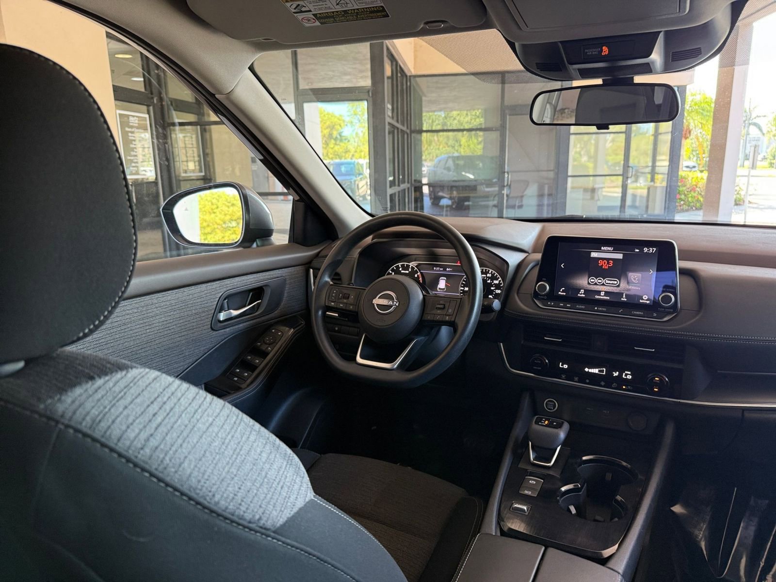 Thumbnail: 2023 Nissan Rogue - 31