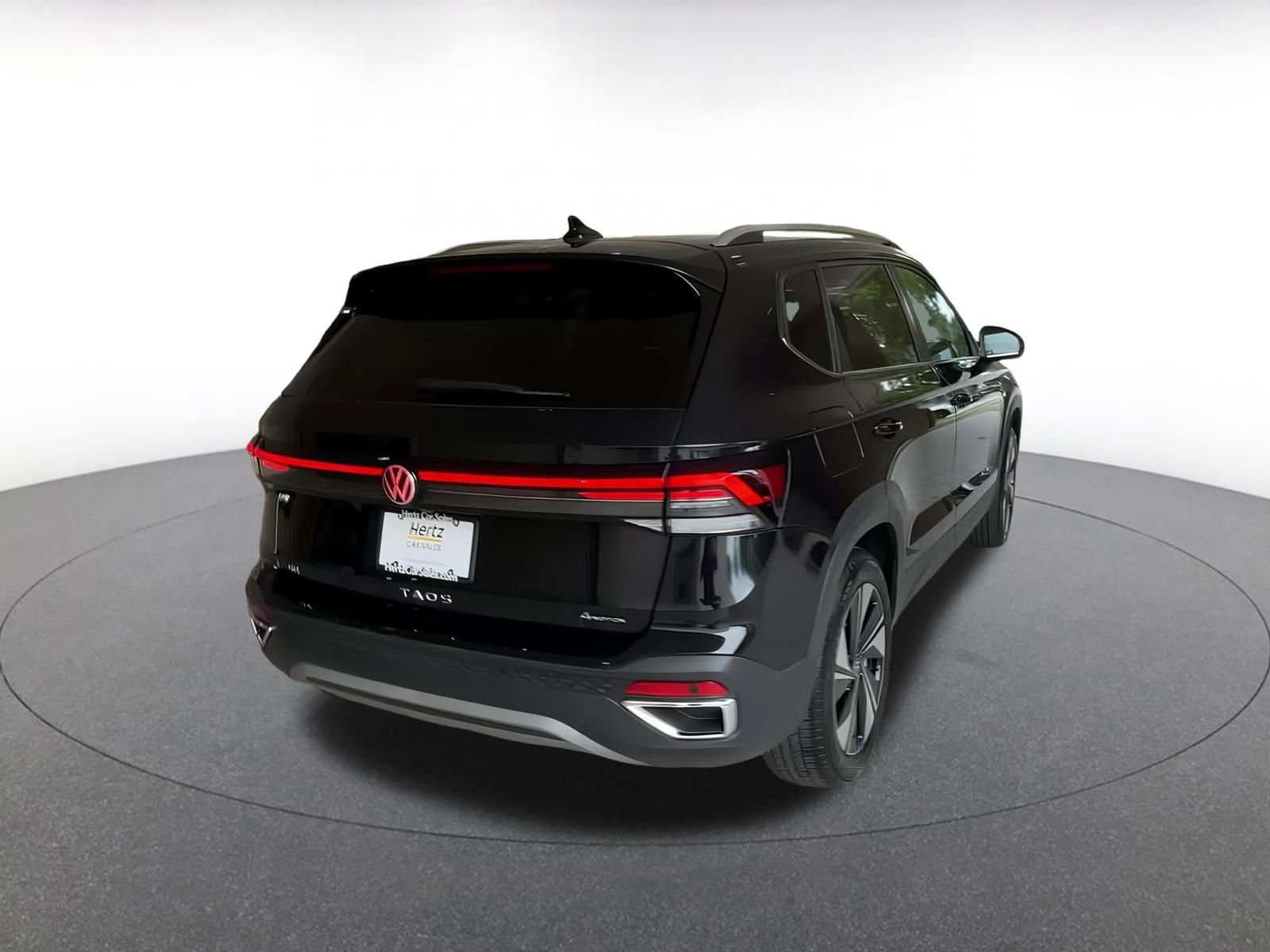 Thumbnail: 2025 Volkswagen Taos - 14