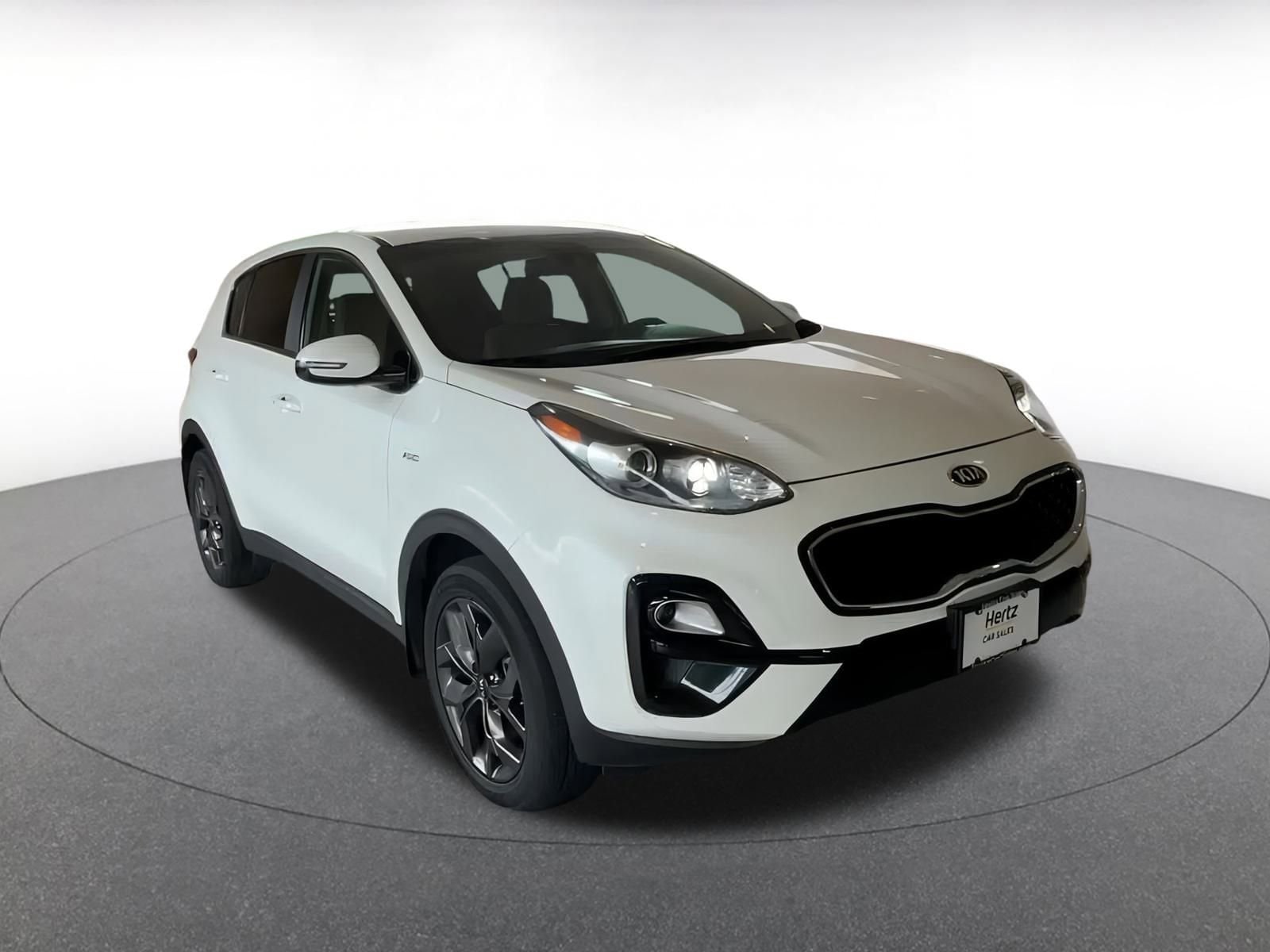 Thumbnail: 2022 Kia Sportage - 3
