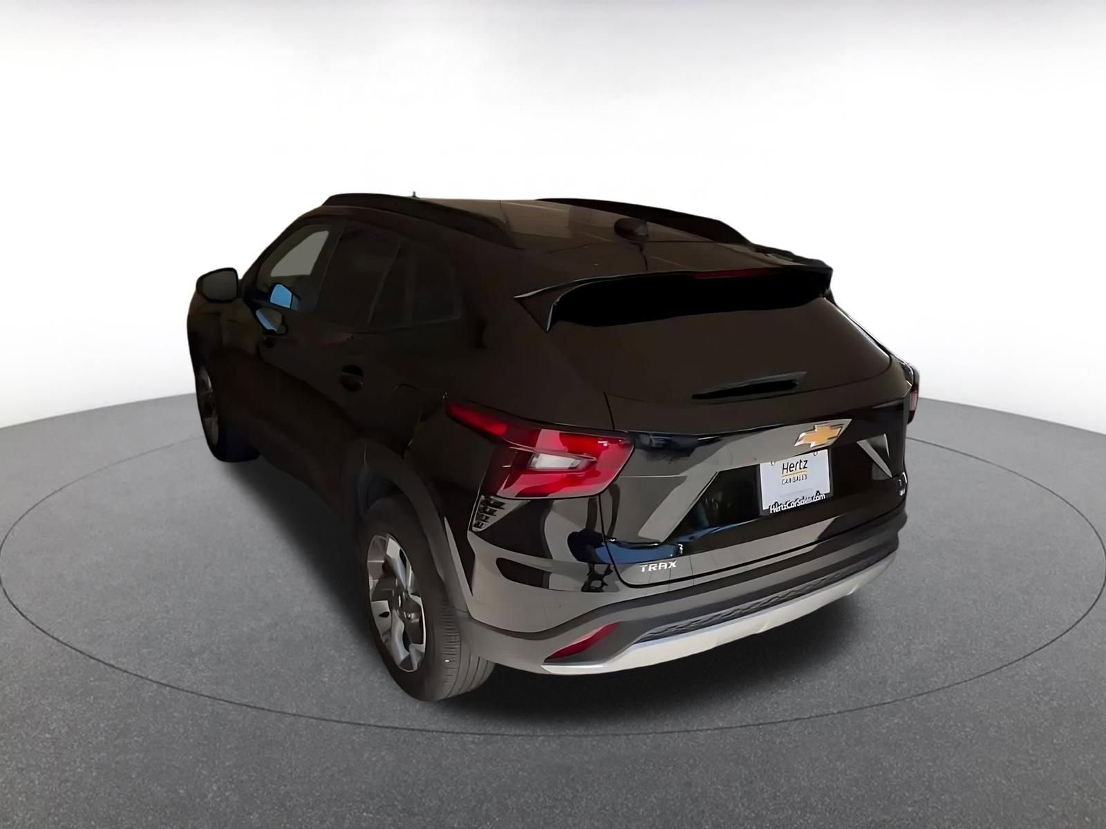 Thumbnail: 2025 Chevrolet Trax - 11