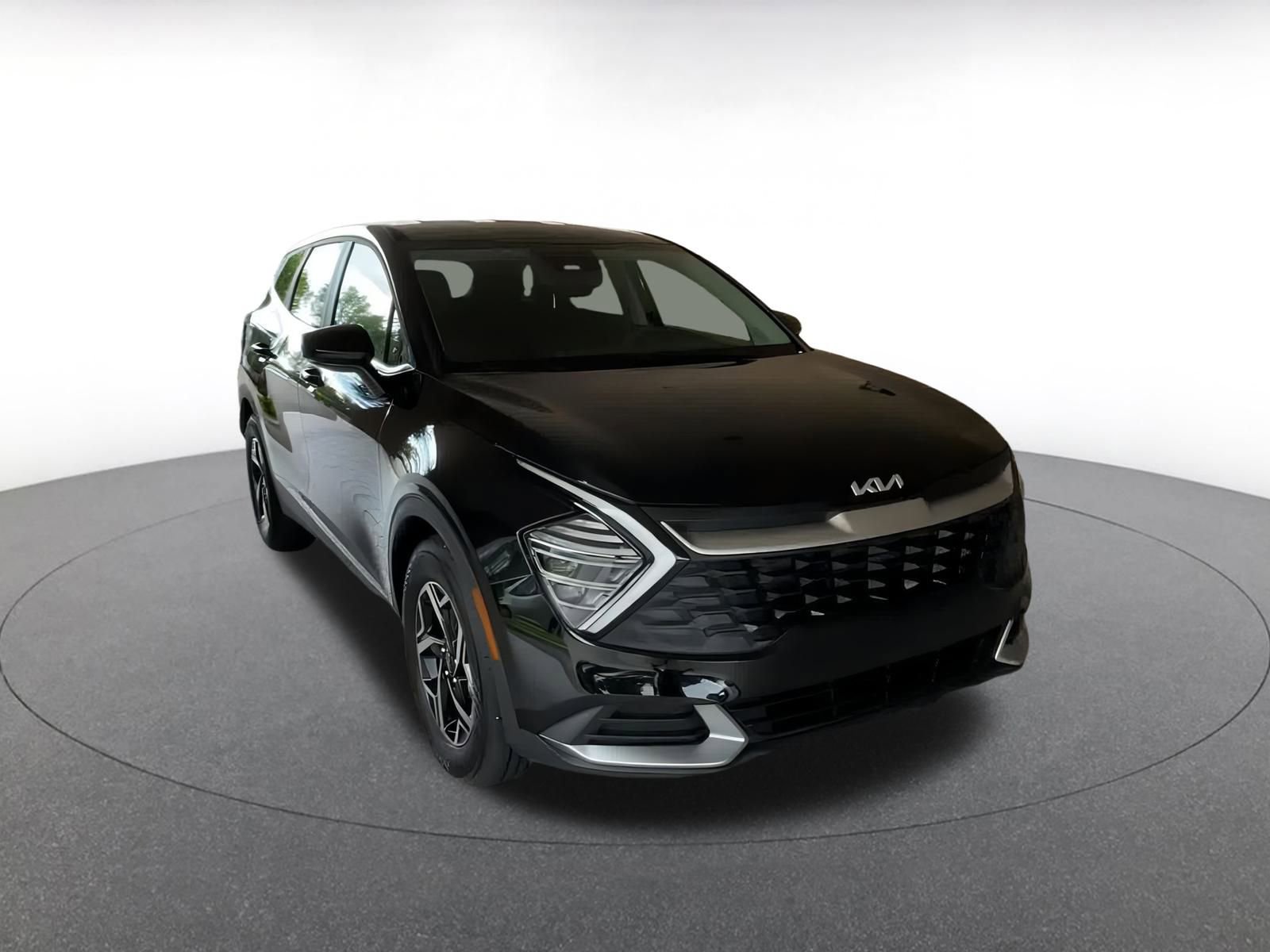 Thumbnail: 2025 Kia Sportage - 3