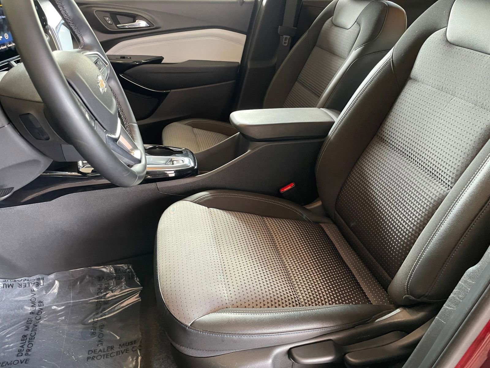 Thumbnail: 2025 Chevrolet Trax - 25