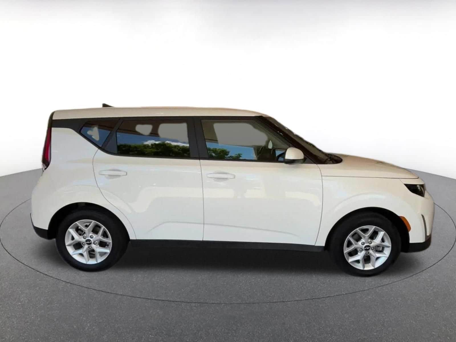 Thumbnail: 2025 Kia Soul - 15