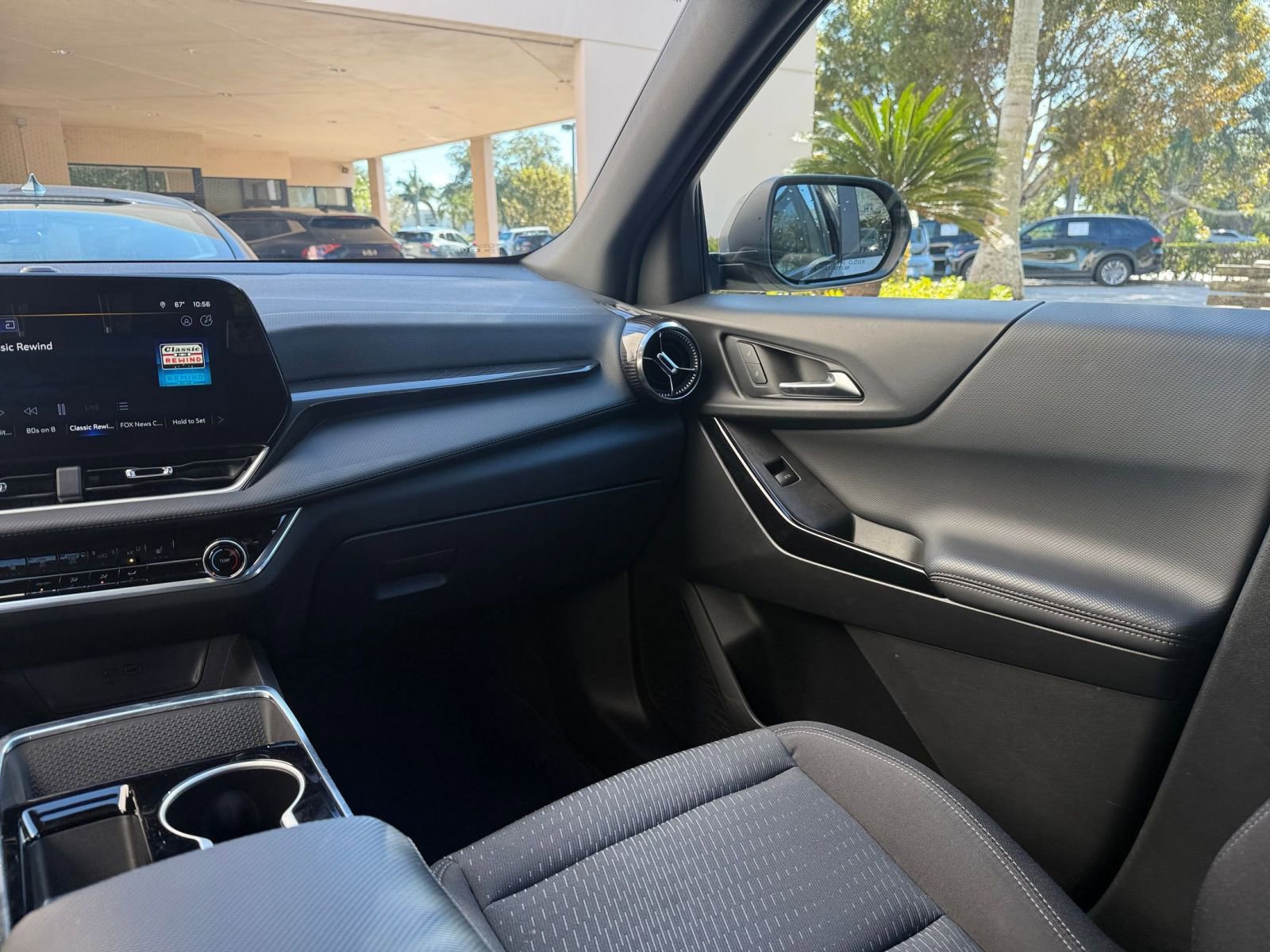 Thumbnail: 2025 Chevrolet Equinox - 29