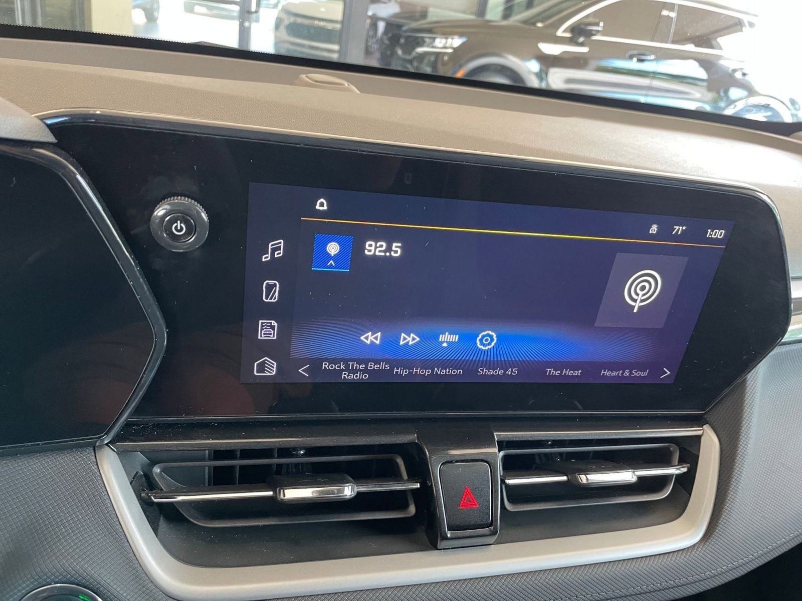 Thumbnail: 2025 Chevrolet TrailBlazer - 21