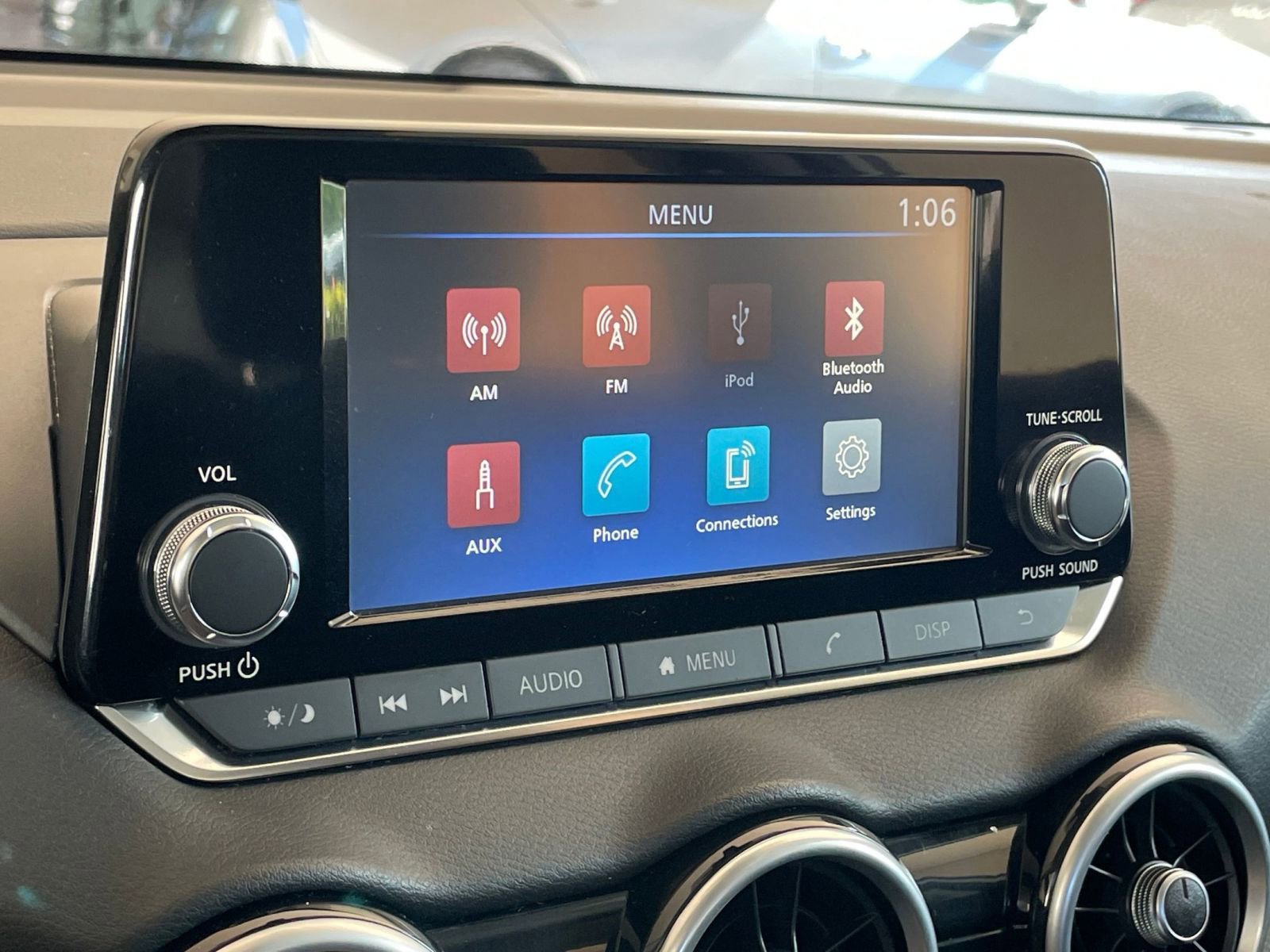 Thumbnail: 2025 Nissan Sentra - 21