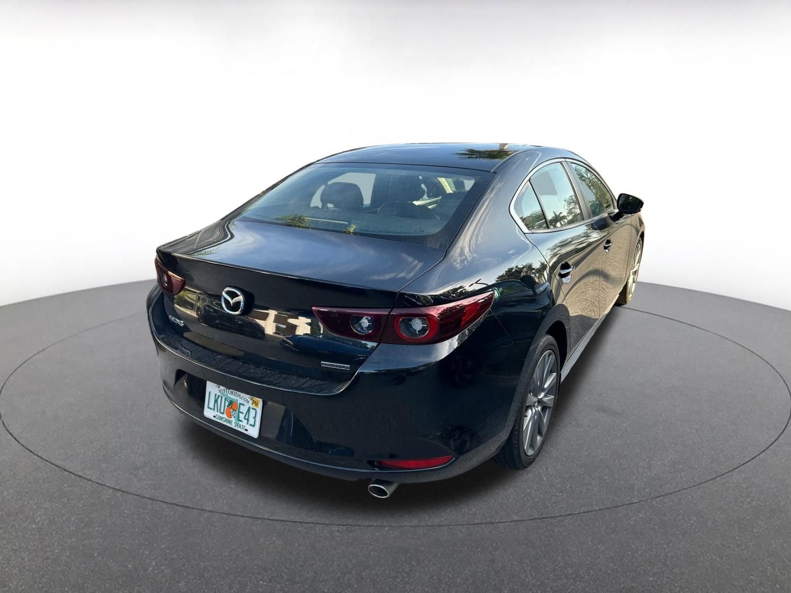 Thumbnail: 2025 Mazda Mazda3 - 8