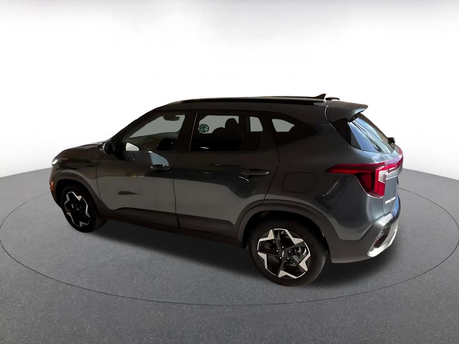 Thumbnail: 2025 Kia Seltos - 9