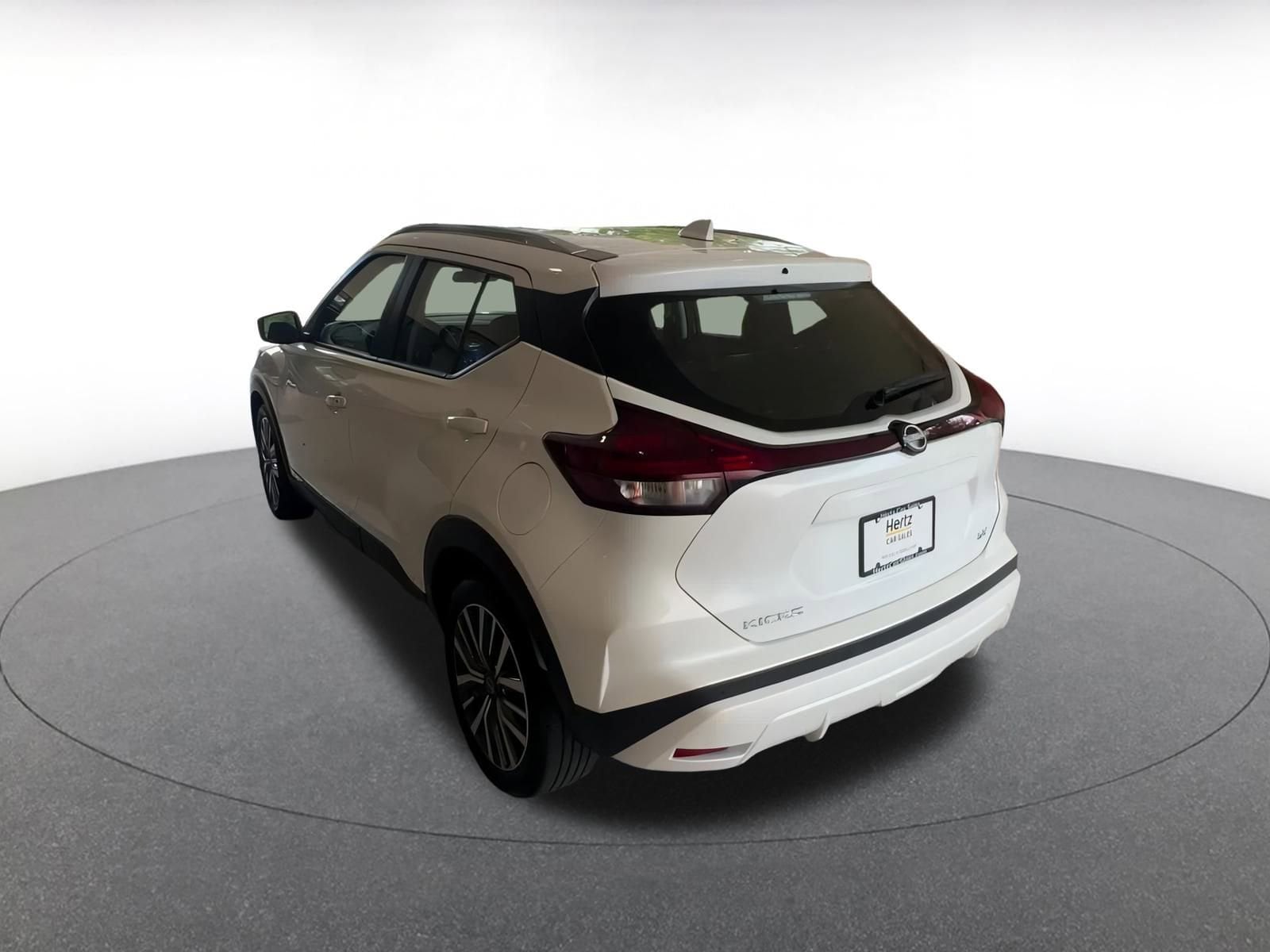 Thumbnail: 2024 Nissan Kicks - 10