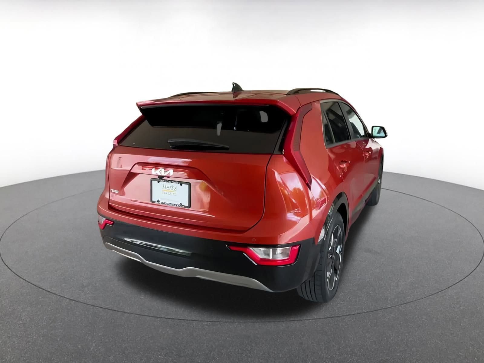 Thumbnail: 2023 Kia Niro - 14
