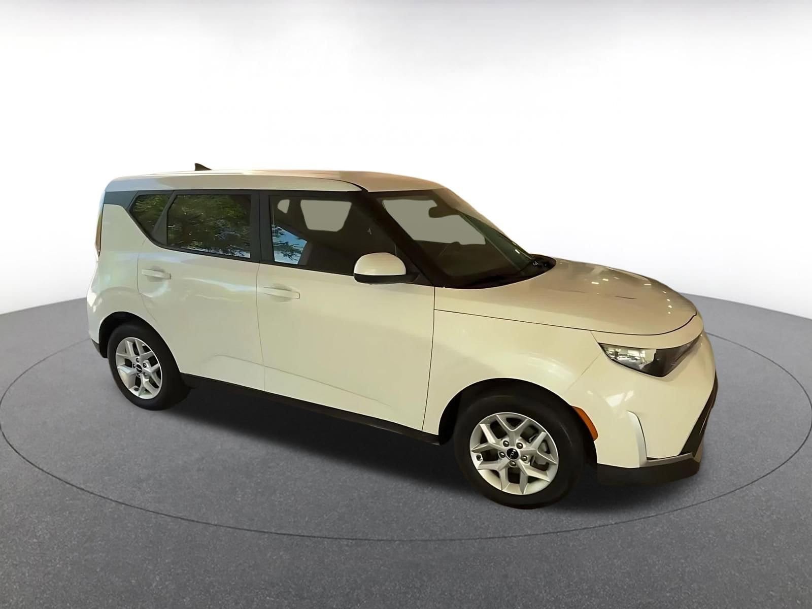 Thumbnail: 2025 Kia Soul - 2
