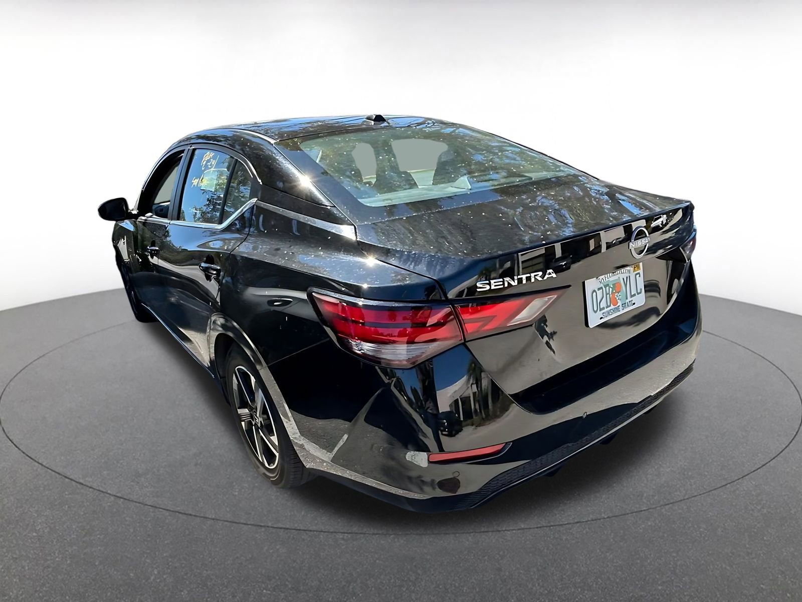 Thumbnail: 2025 Nissan Sentra - 4