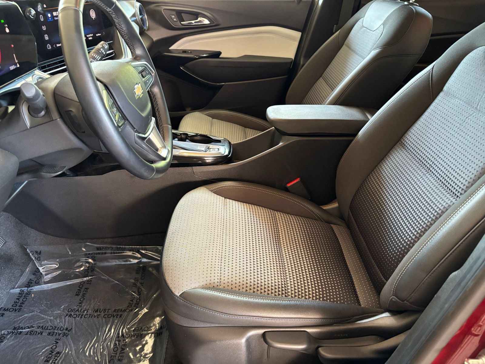 Thumbnail: 2025 Chevrolet Trax - 25