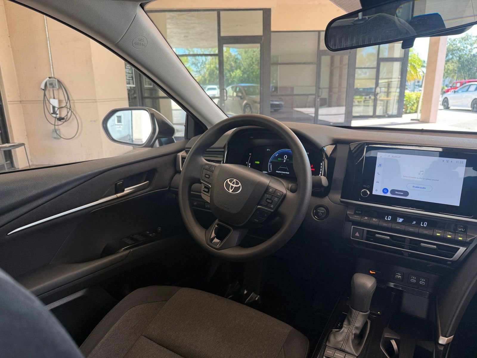 Thumbnail: 2025 Toyota Camry - 28