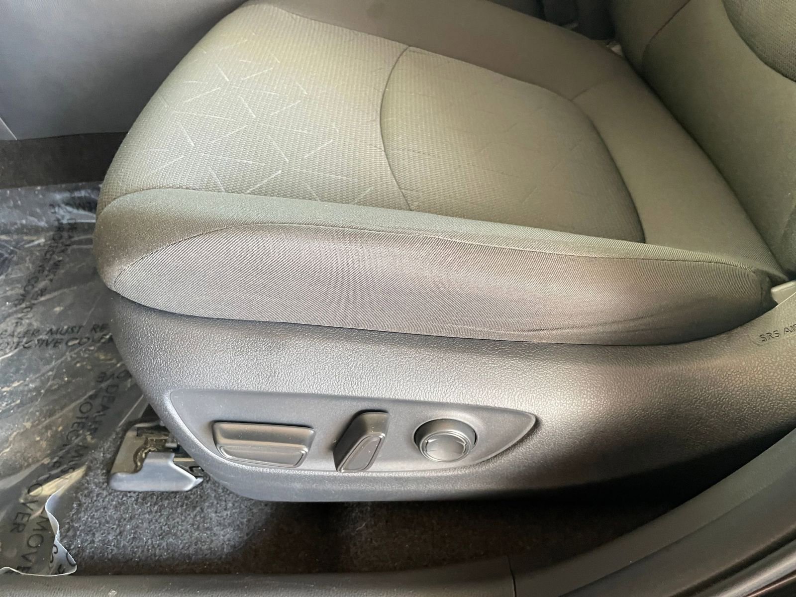 Thumbnail: 2025 Toyota RAV4 - 23