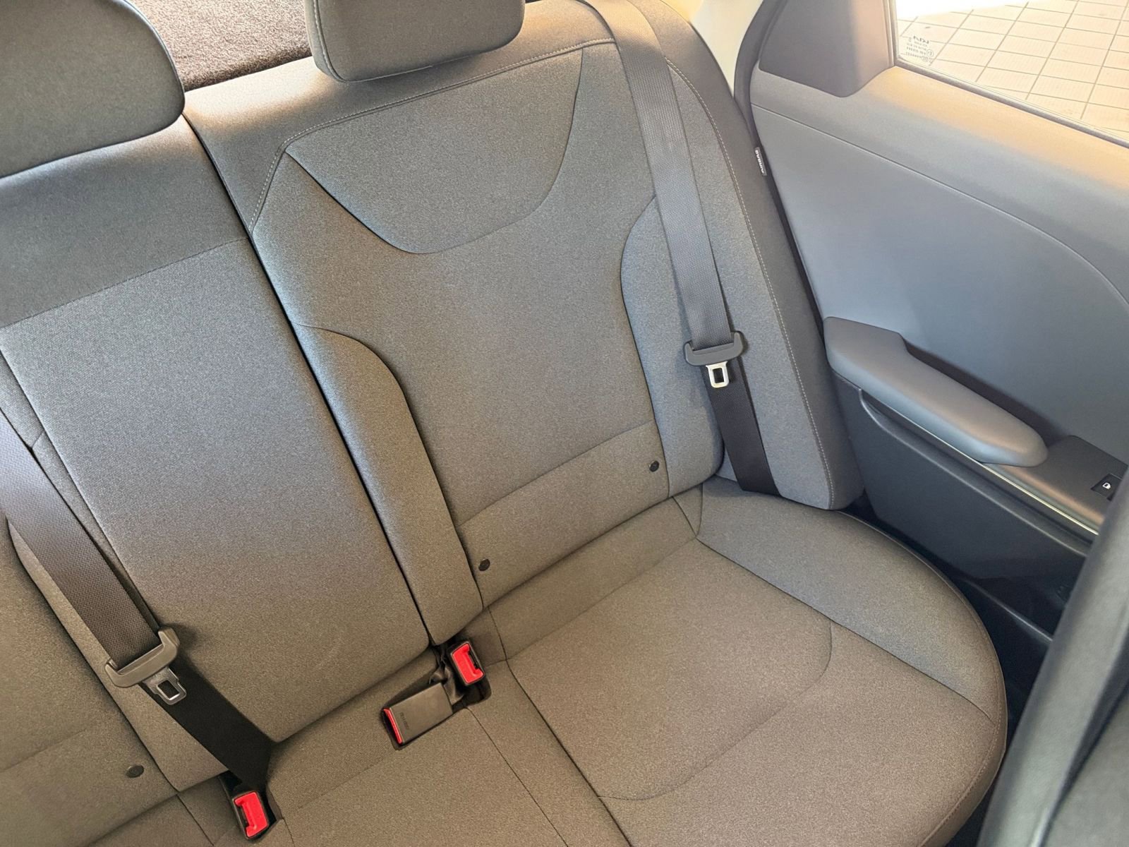 2025 Kia K4 LXS - Photo 36