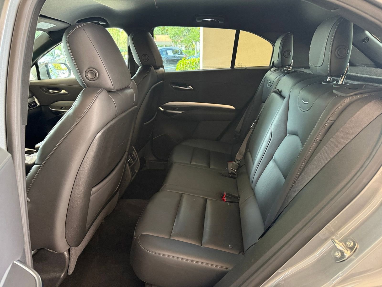 Thumbnail: 2023 Cadillac XT4 - 20
