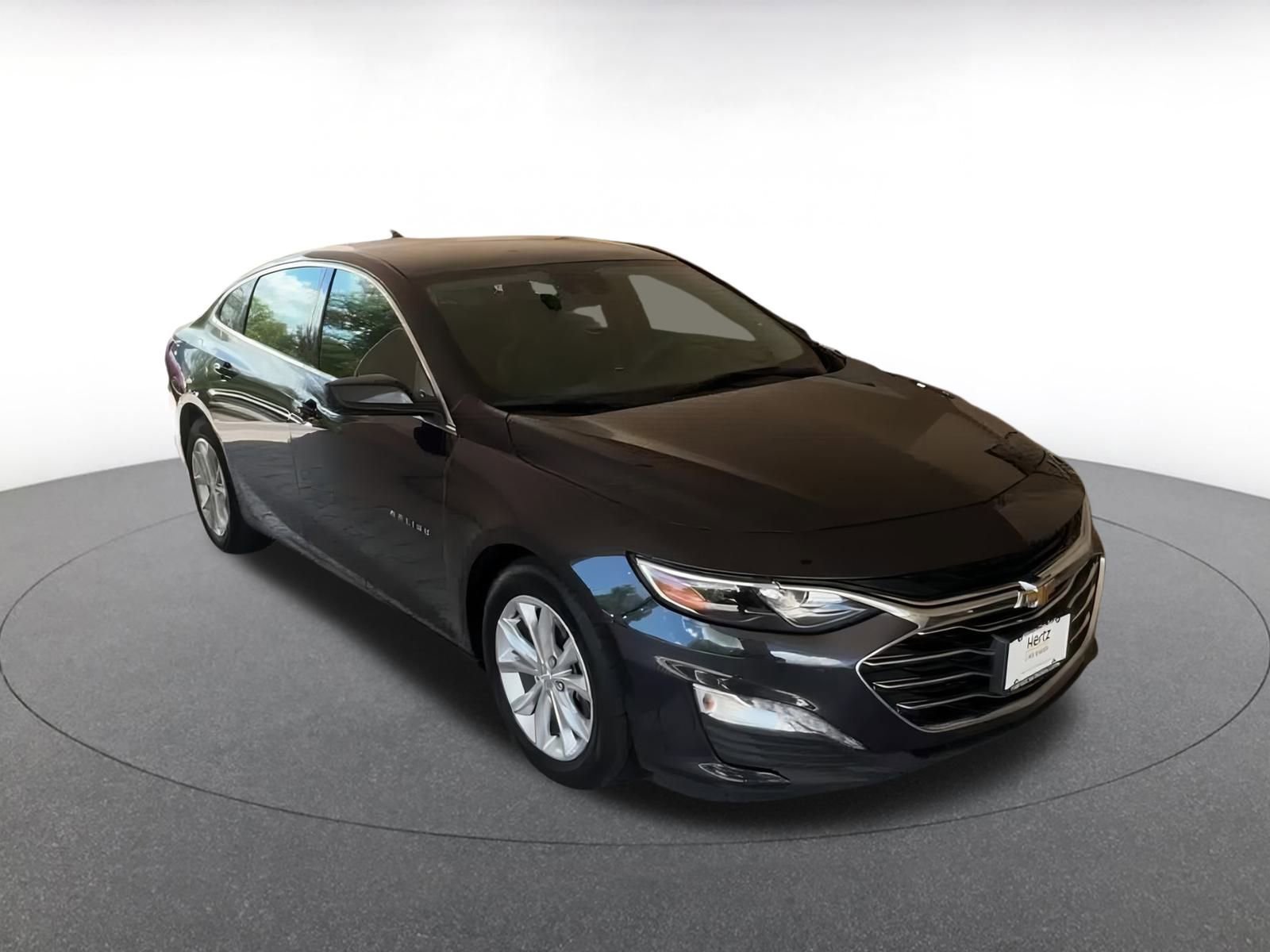 Thumbnail: 2023 Chevrolet Malibu - 3