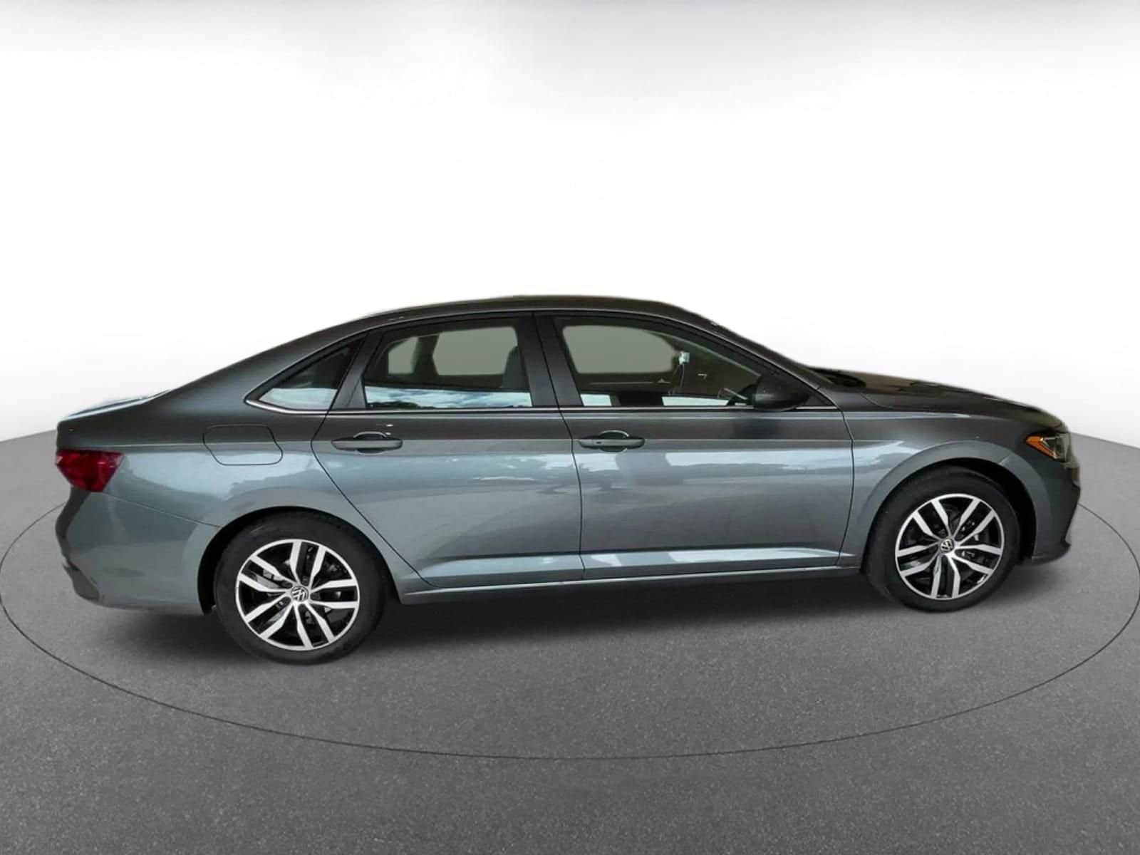 Thumbnail: 2025 Volkswagen Jetta - 15