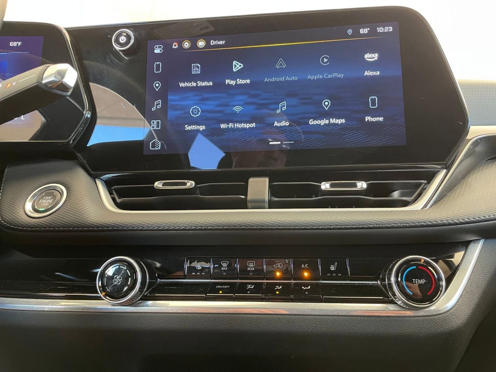 Thumbnail: 2025 Chevrolet Equinox - 18