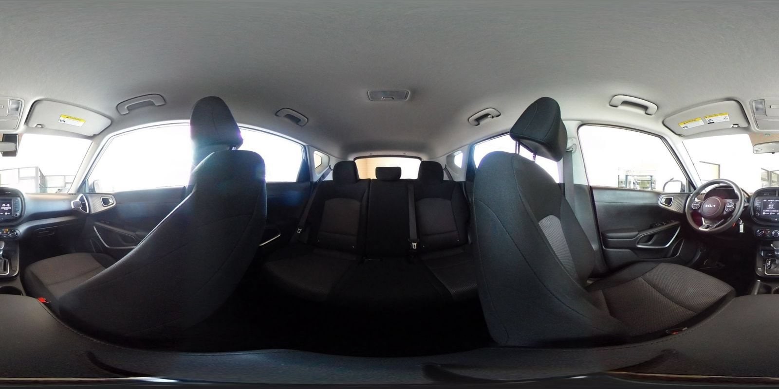 2025 Kia Soul LX - Photo 39