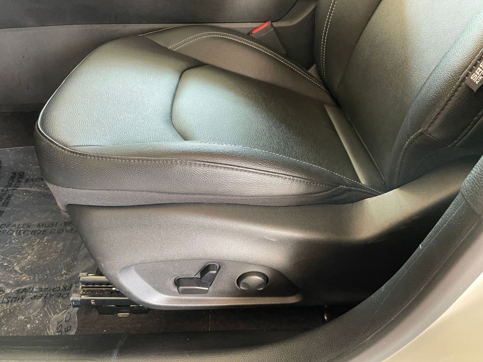 Thumbnail: 2025 Jeep Compass - 23