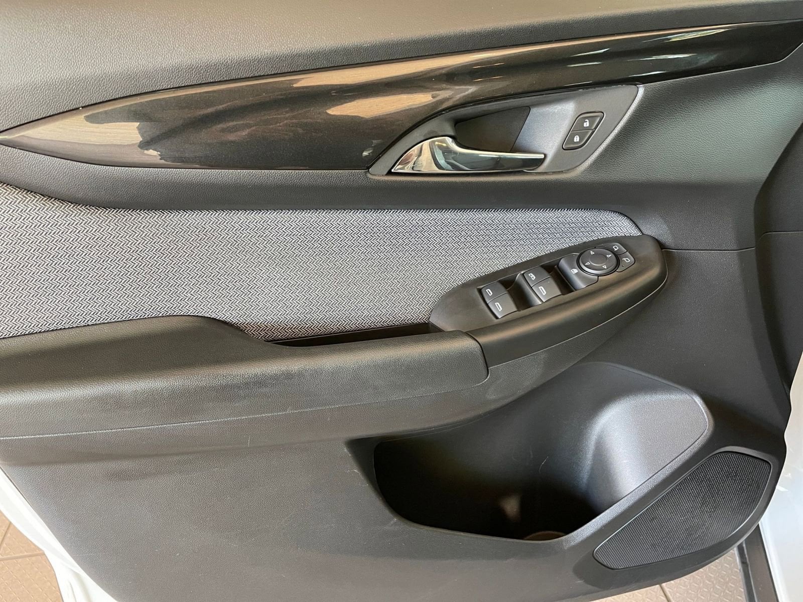 Thumbnail: 2025 Chevrolet TrailBlazer - 34