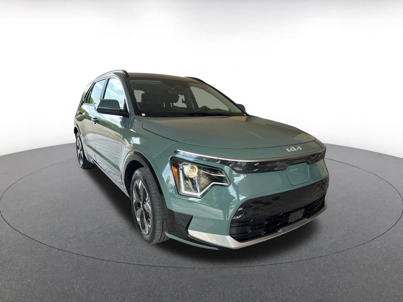 Thumbnail: 2023 Kia Niro - 1