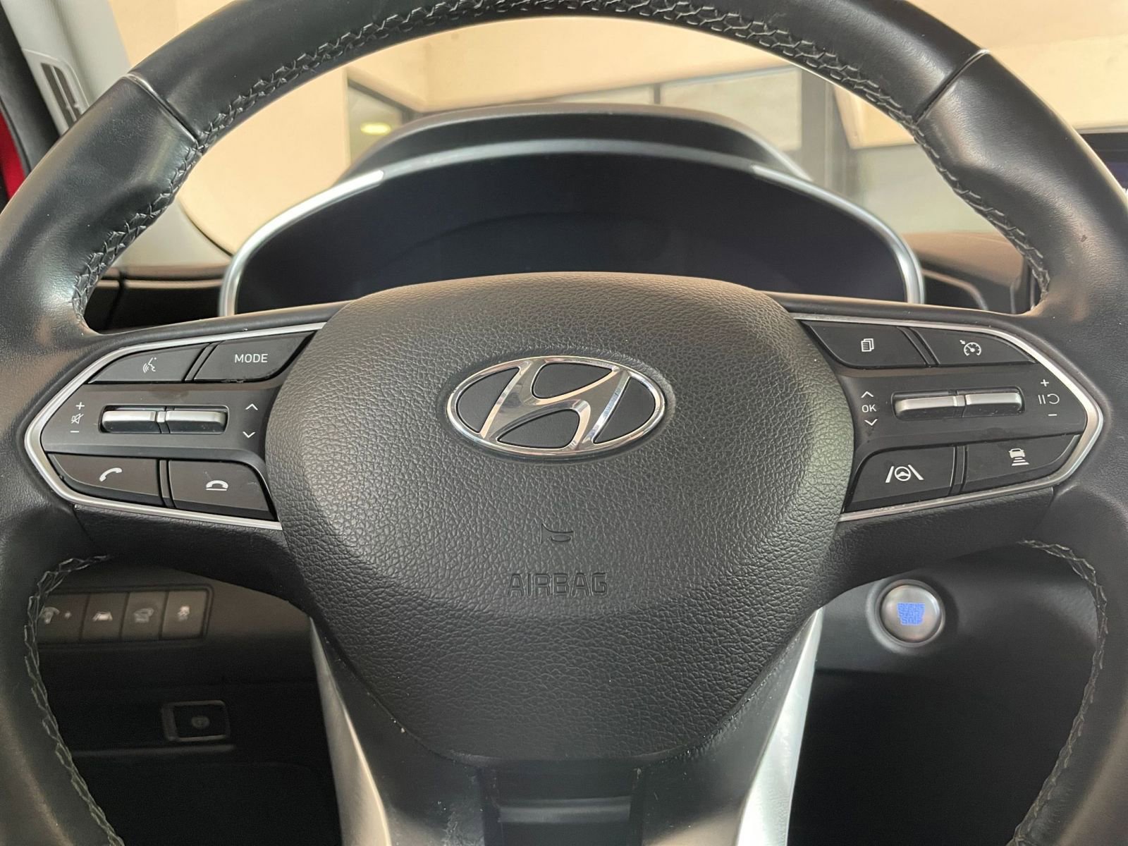 Thumbnail: 2023 Hyundai Santa Fe - 28