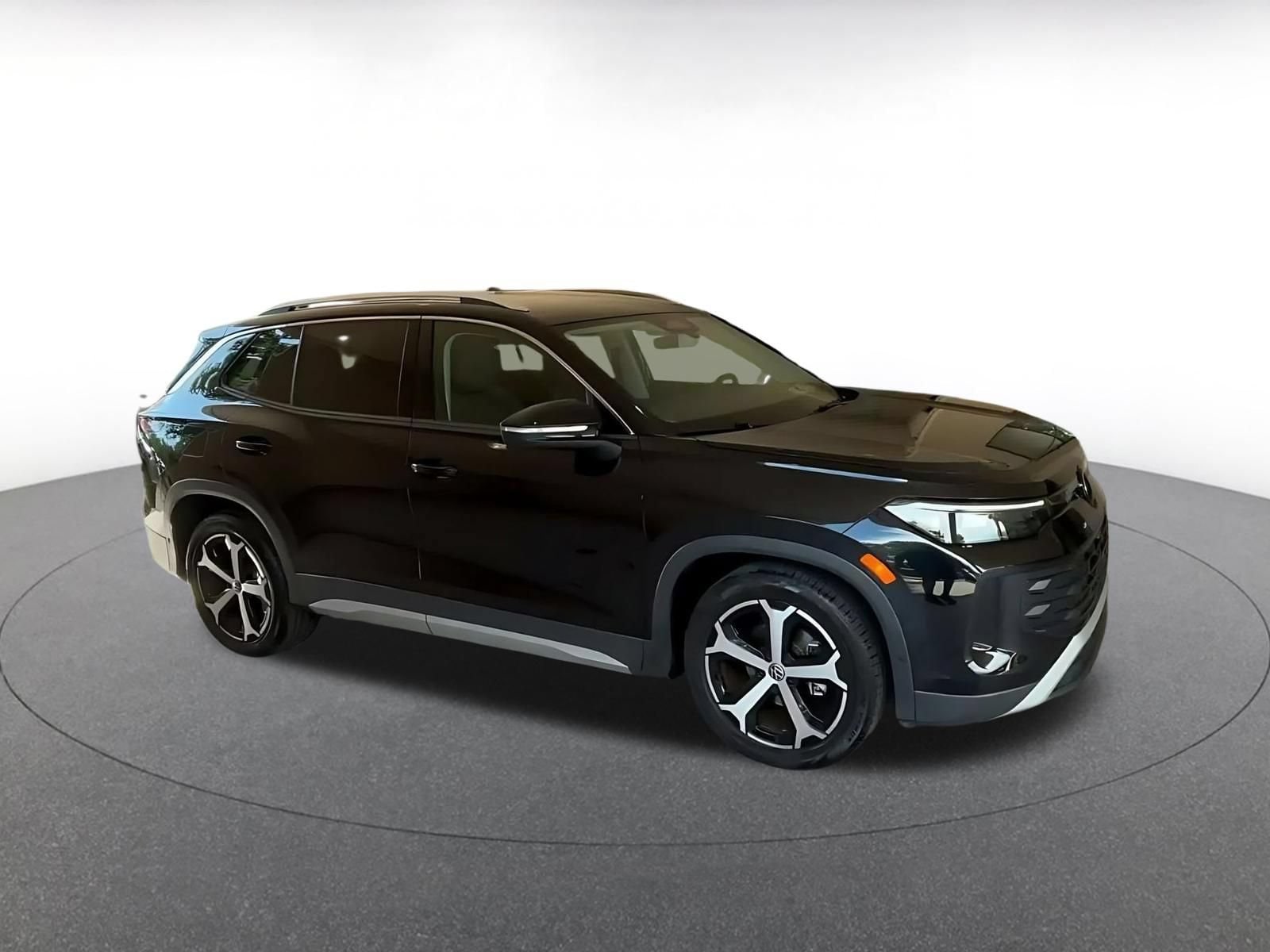 Thumbnail: 2026 Volkswagen Tiguan - 2
