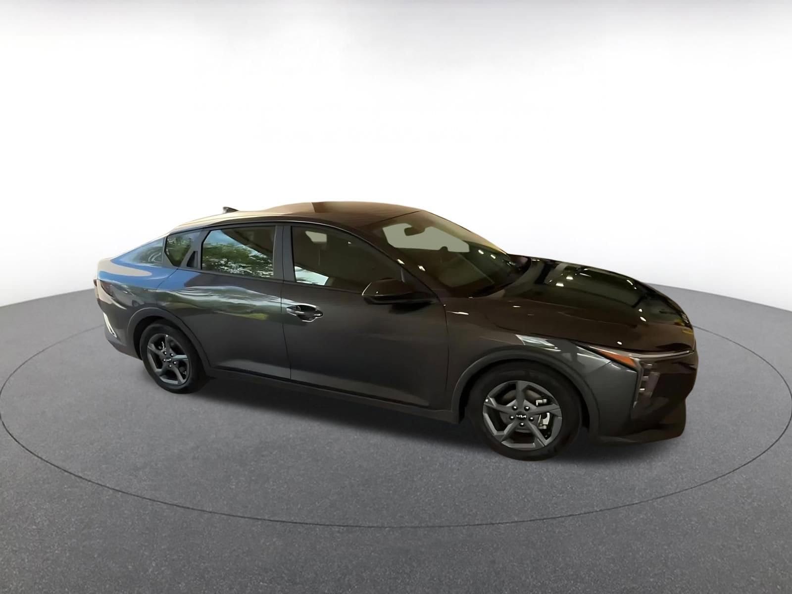 Thumbnail: 2025 Kia K4 - 2